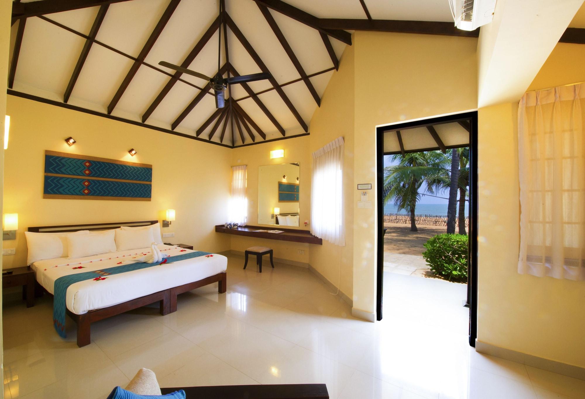 Club Hotel Dolphin Negombo Exterior photo