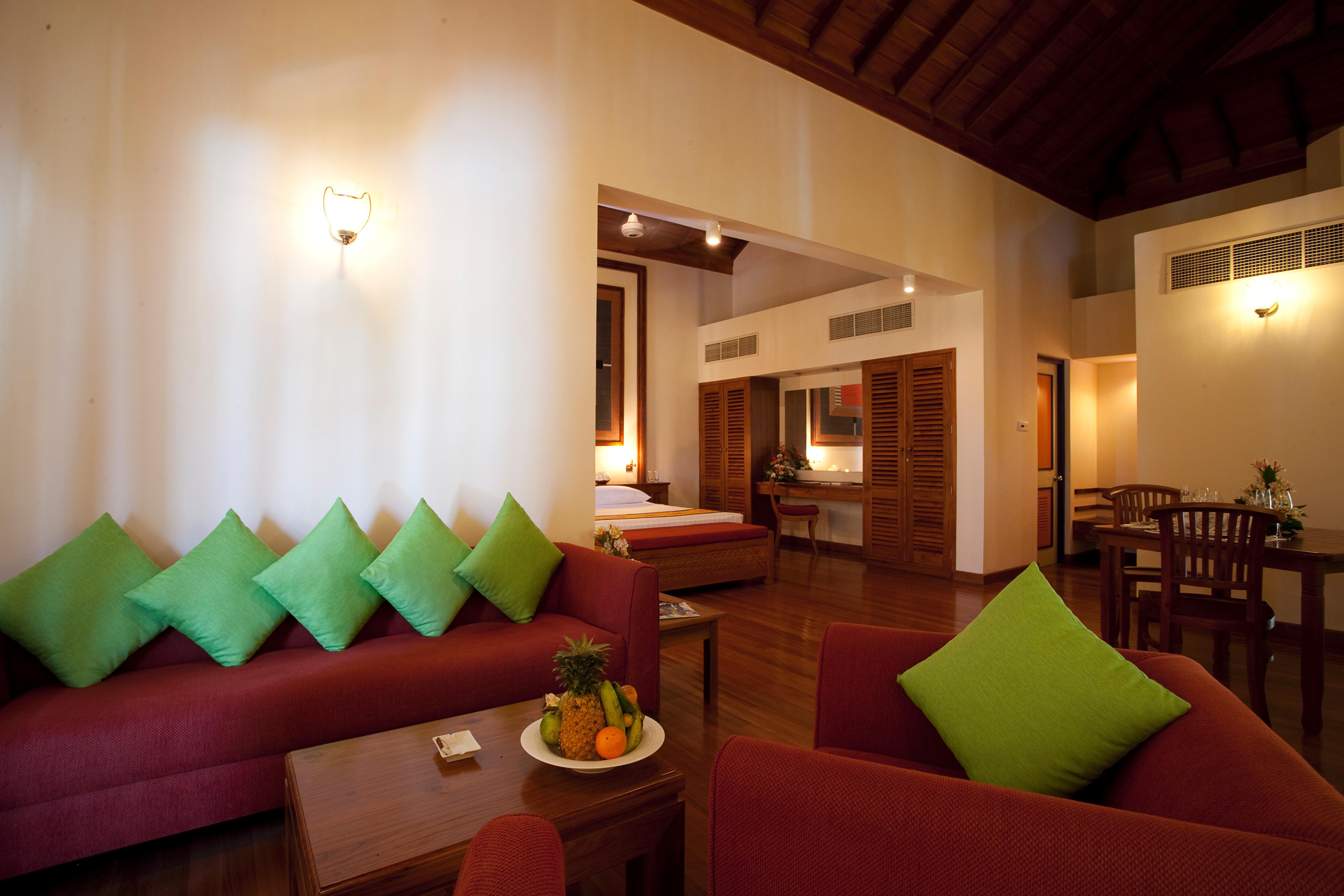 Club Hotel Dolphin Negombo Exterior photo